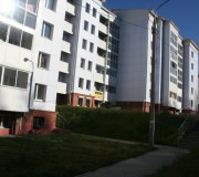 Жилые дома (б/с 1,2,3,4) расположены в Свердловском районе г. Иркутска, в м-не Университетский.